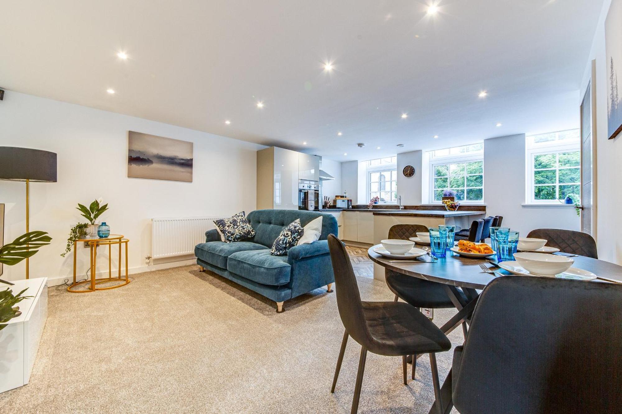 Stylish & Contemporary 2-Bed Townhouse - Parking - Wi-Fi - Netflix Διαμέρισμα Worksop Εξωτερικό φωτογραφία