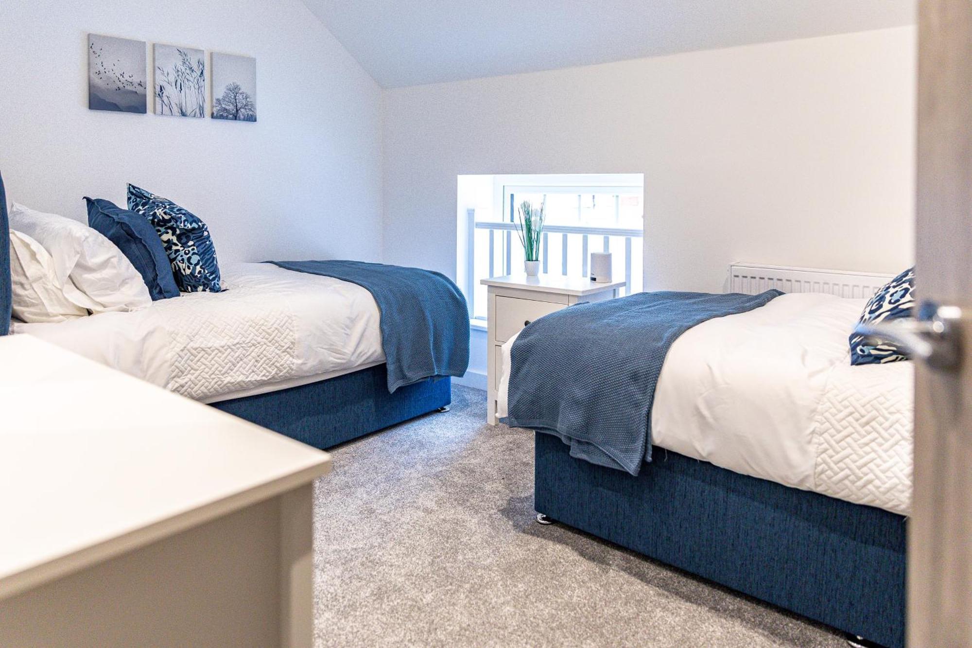 Stylish & Contemporary 2-Bed Townhouse - Parking - Wi-Fi - Netflix Διαμέρισμα Worksop Εξωτερικό φωτογραφία
