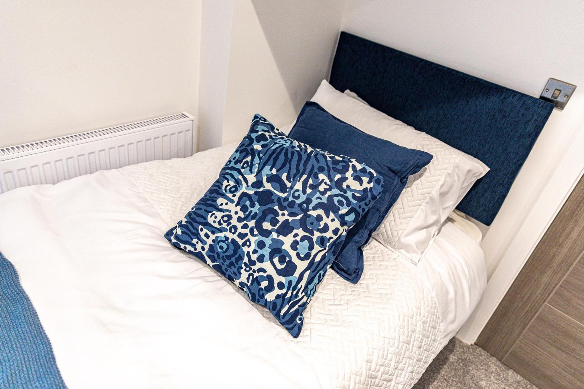 Stylish & Contemporary 2-Bed Townhouse - Parking - Wi-Fi - Netflix Διαμέρισμα Worksop Δωμάτιο φωτογραφία