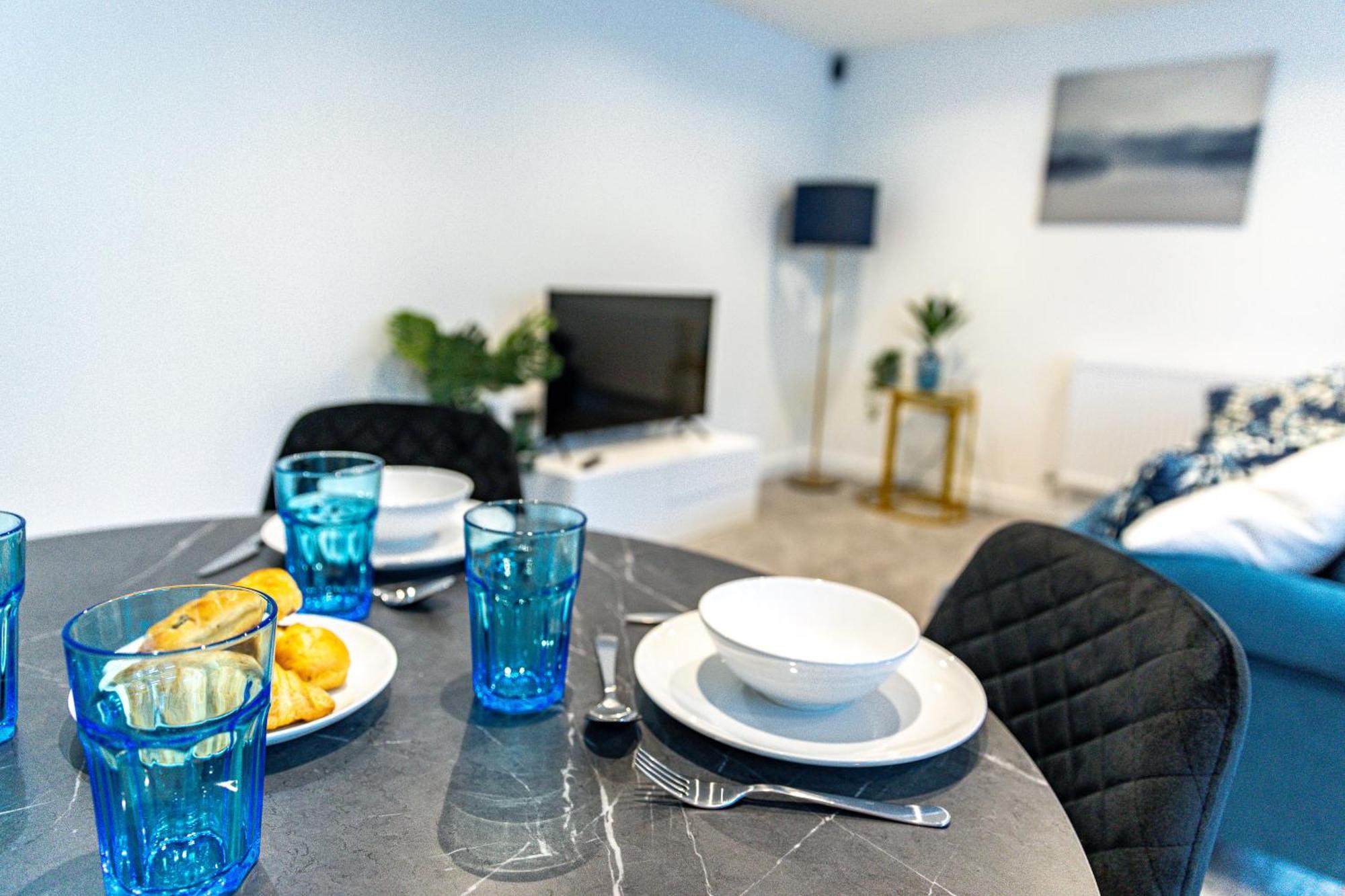 Stylish & Contemporary 2-Bed Townhouse - Parking - Wi-Fi - Netflix Διαμέρισμα Worksop Εξωτερικό φωτογραφία