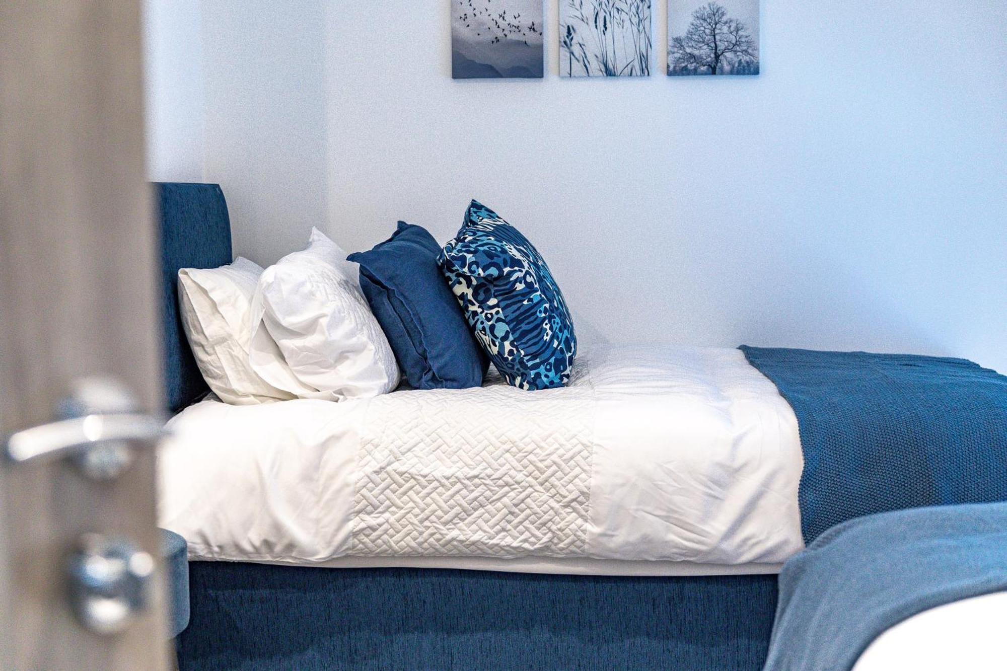 Stylish & Contemporary 2-Bed Townhouse - Parking - Wi-Fi - Netflix Διαμέρισμα Worksop Εξωτερικό φωτογραφία